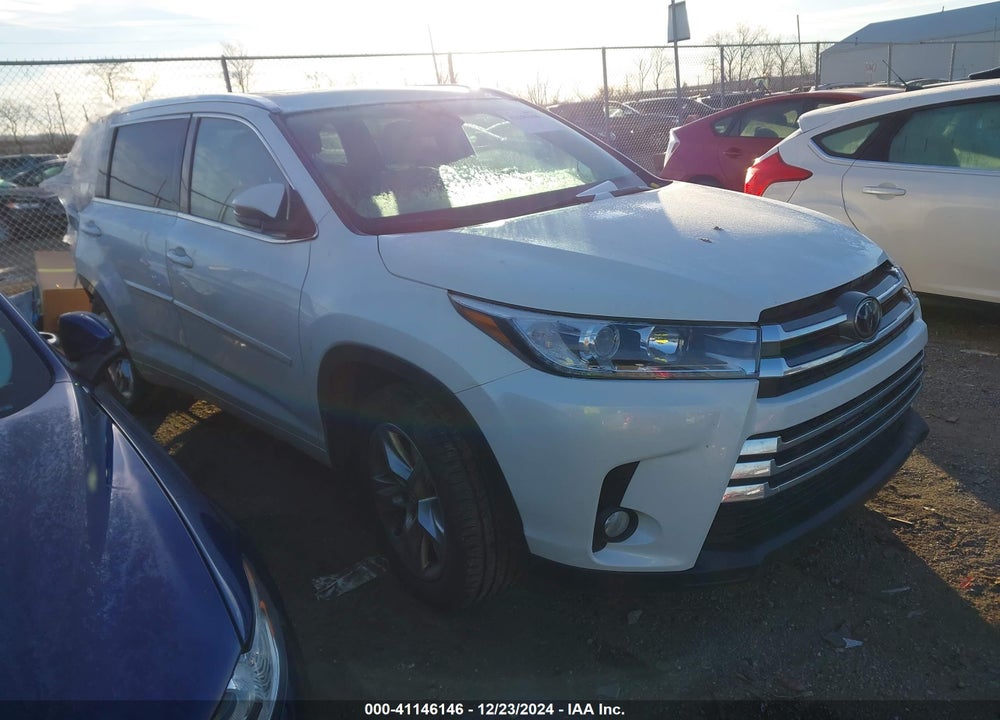 2018 TOYOTA HIGHLANDER LIMITED VIN: 5TDDZRFHXJS852511