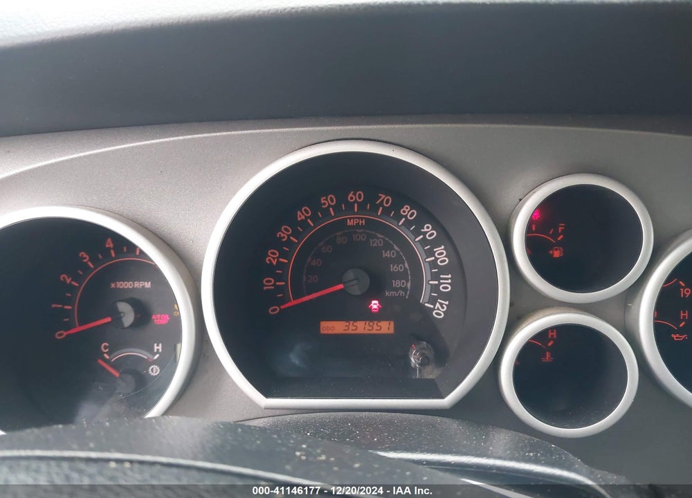 2011 TOYOTA TUNDRA GRADE 5.7L V8 VIN: 5TFRY5F13BX113884