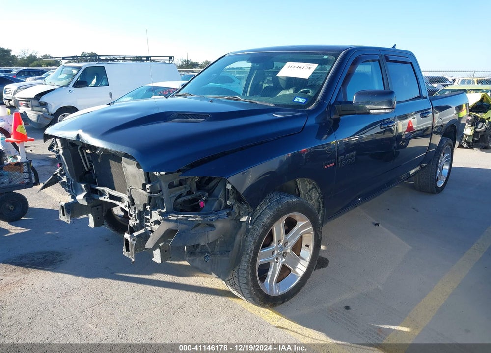 2014 RAM 1500 VIN: 1C6RR7MT8ES213338