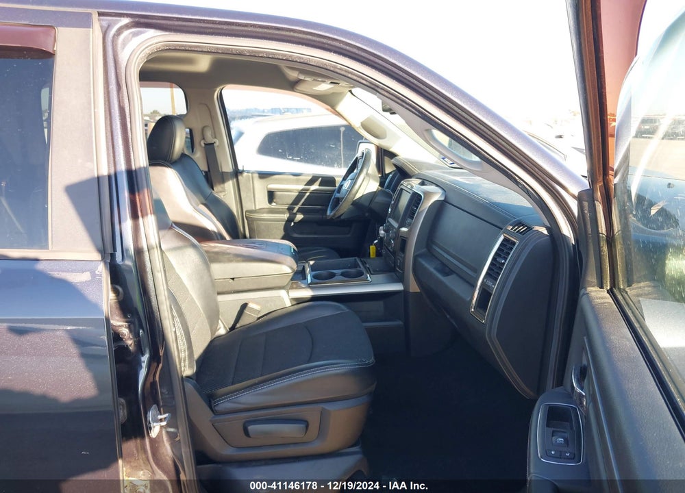 2014 RAM 1500 VIN: 1C6RR7MT8ES213338