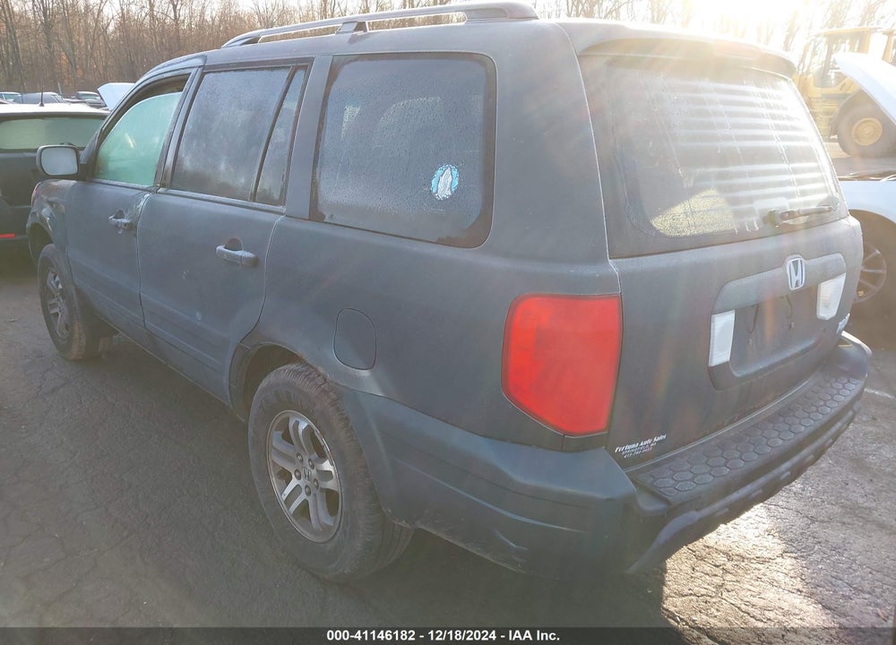 2005 HONDA PILOT EX VIN: 2HKYF18405H509675