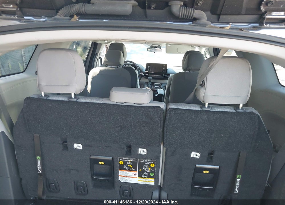 2024 TOYOTA SIENNA LE VIN: 5TDKRKEC6RS198963