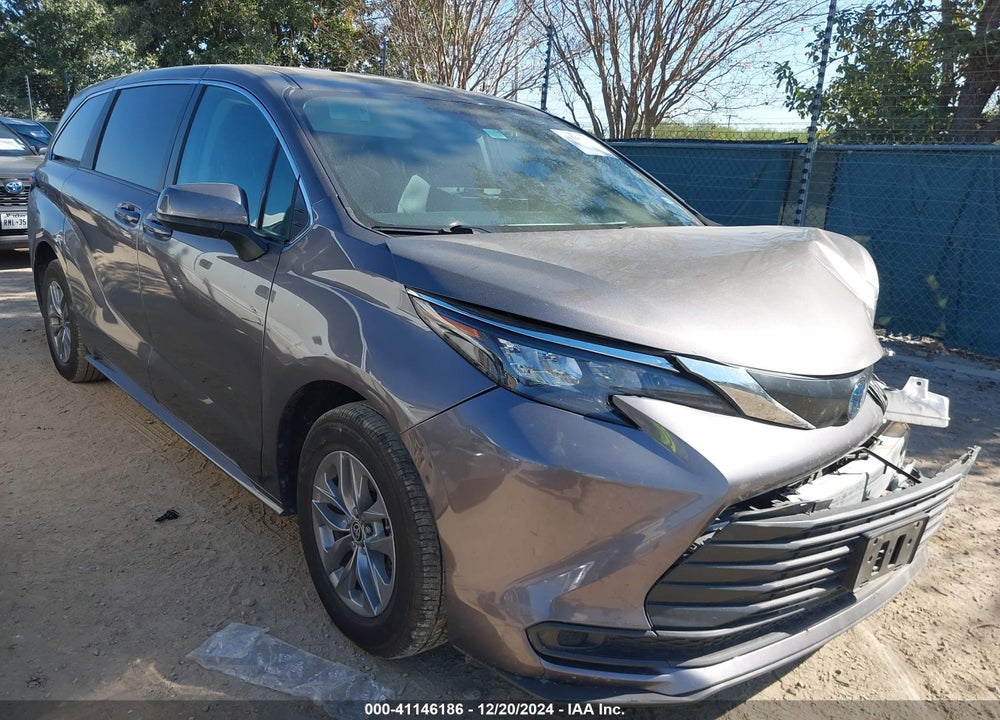 2024 TOYOTA SIENNA LE VIN: 5TDKRKEC6RS198963