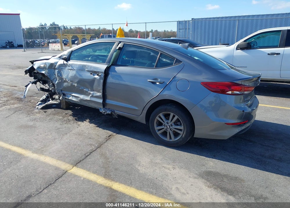 2018 HYUNDAI ELANTRA VIN: 5NPD84LF4JH256518
