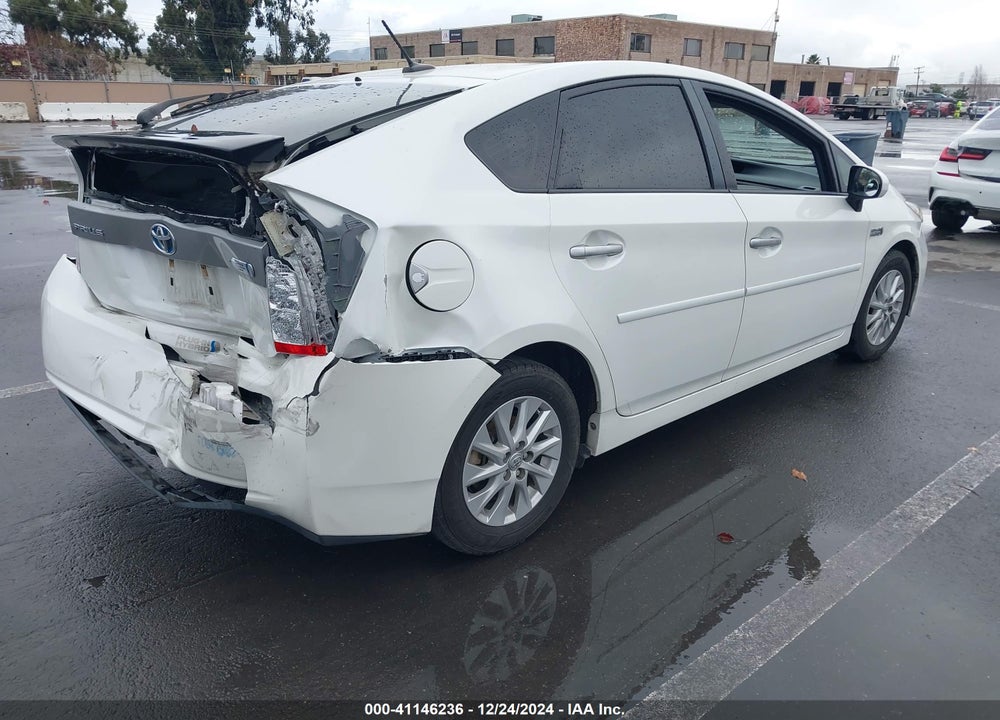 2014 TOYOTA PRIUS PLUG-IN VIN: JTDKN3DP0E3055427