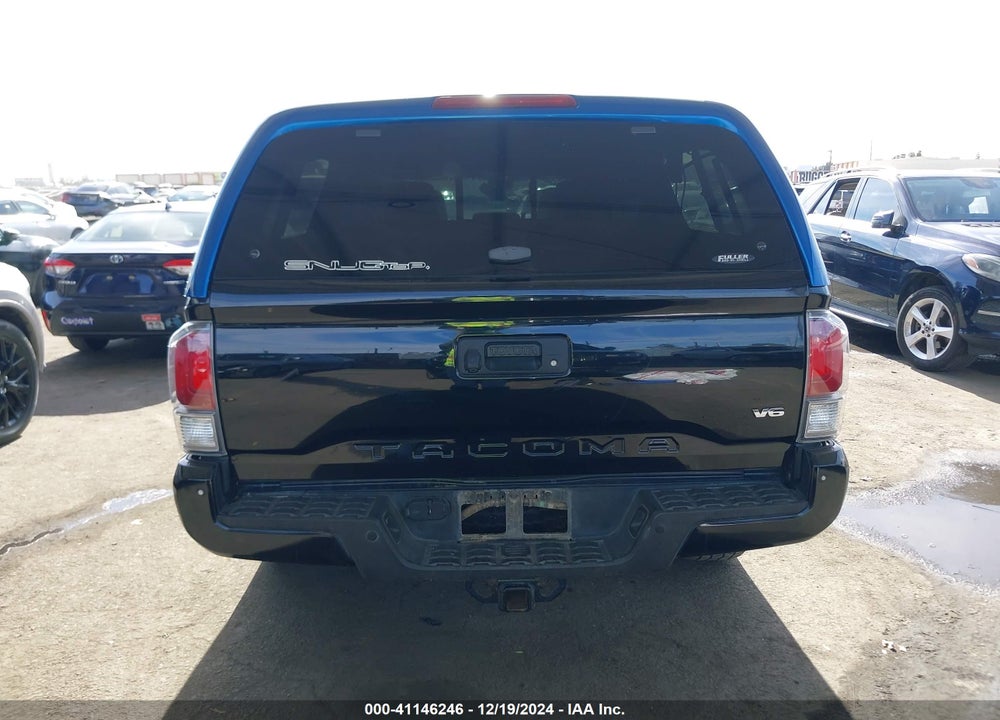 2018 TOYOTA TACOMA VIN: 3TMCZ5AN9JM129377