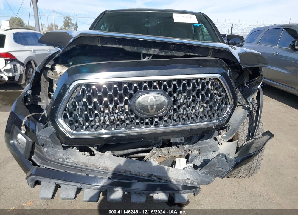 2018 TOYOTA TACOMA VIN: 3TMCZ5AN9JM129377