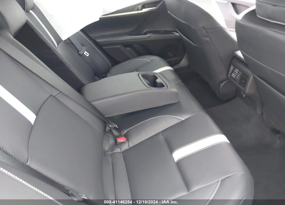 2025 TOYOTA CAMRY SE VIN: 4T1DAACKXSU527987
