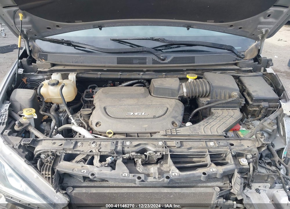 2018 CHRYSLER PACIFICA TOURING L VIN: 2C4RC1BG5JR269343