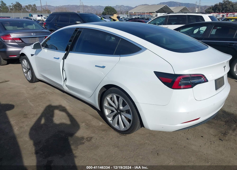 2018 TESLA MODEL 3 VIN: 5YJ3E1EA9JF099006