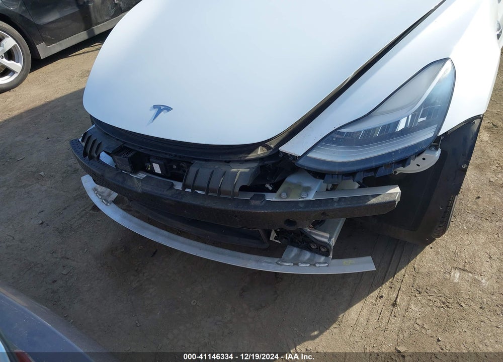 2018 TESLA MODEL 3 VIN: 5YJ3E1EA9JF099006
