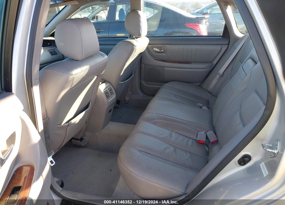 2002 TOYOTA AVALON XLS VIN: 4T1BF28B42U232472