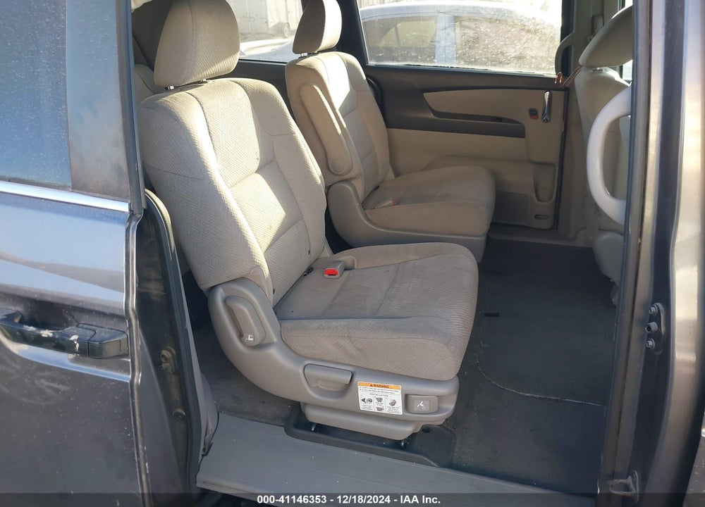 2016 HONDA ODYSSEY LX VIN: 5FNRL5H22GB003236