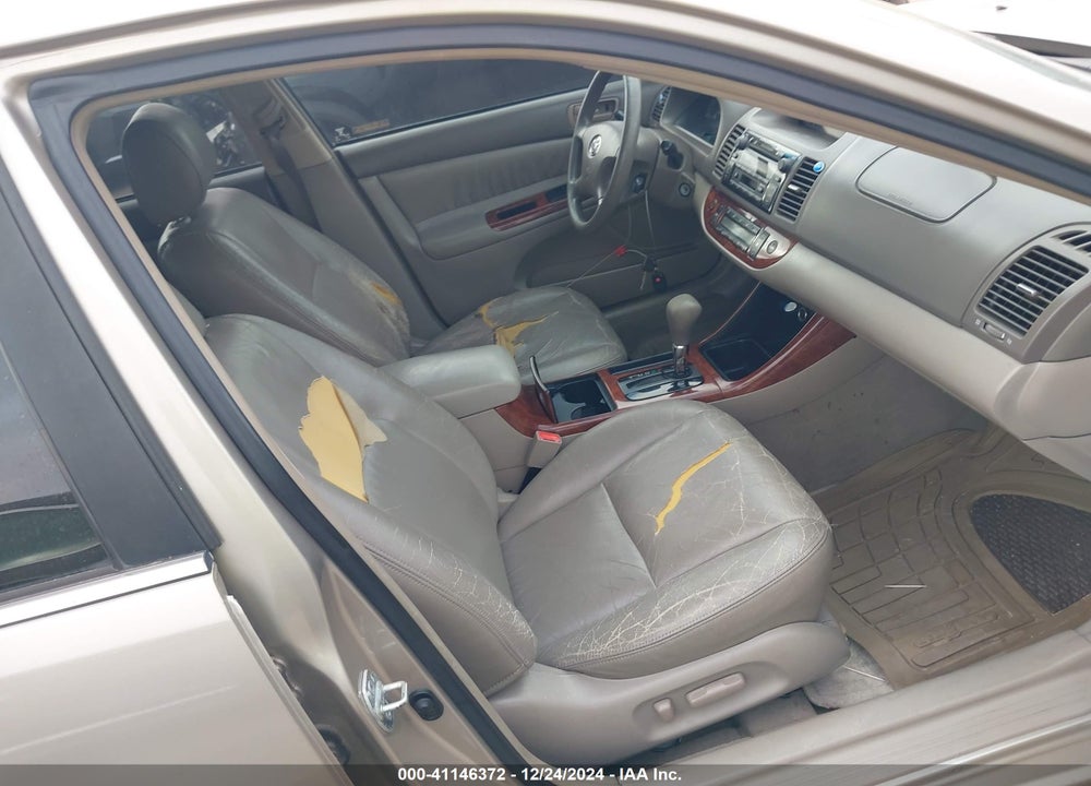 2002 TOYOTA CAMRY XLE VIN: 4T1BE32K12U592204