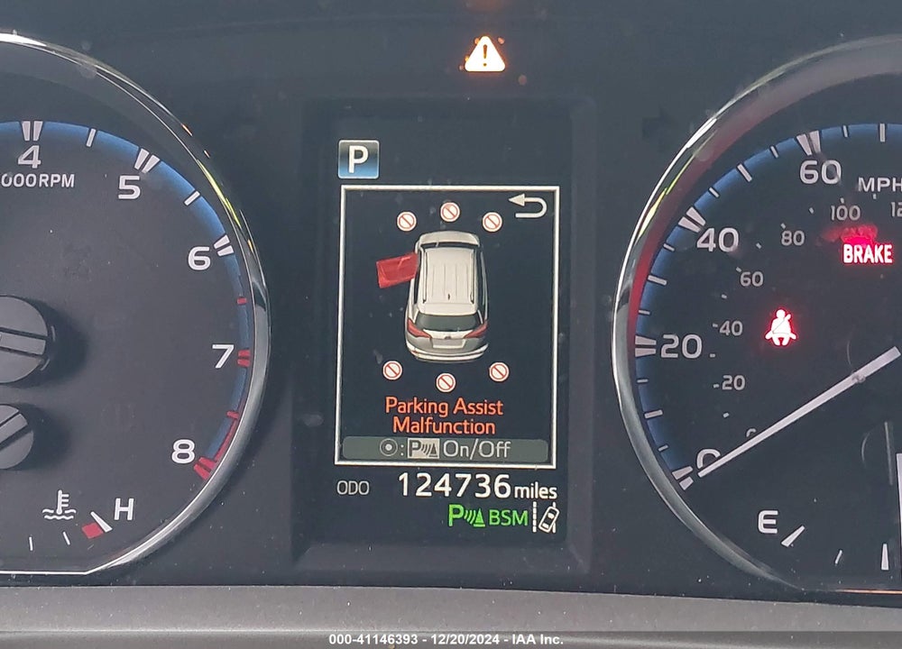 2016 TOYOTA RAV4 XLE VIN: 2T3RFREV1GW484068