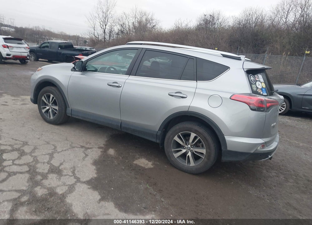 2016 TOYOTA RAV4 XLE VIN: 2T3RFREV1GW484068