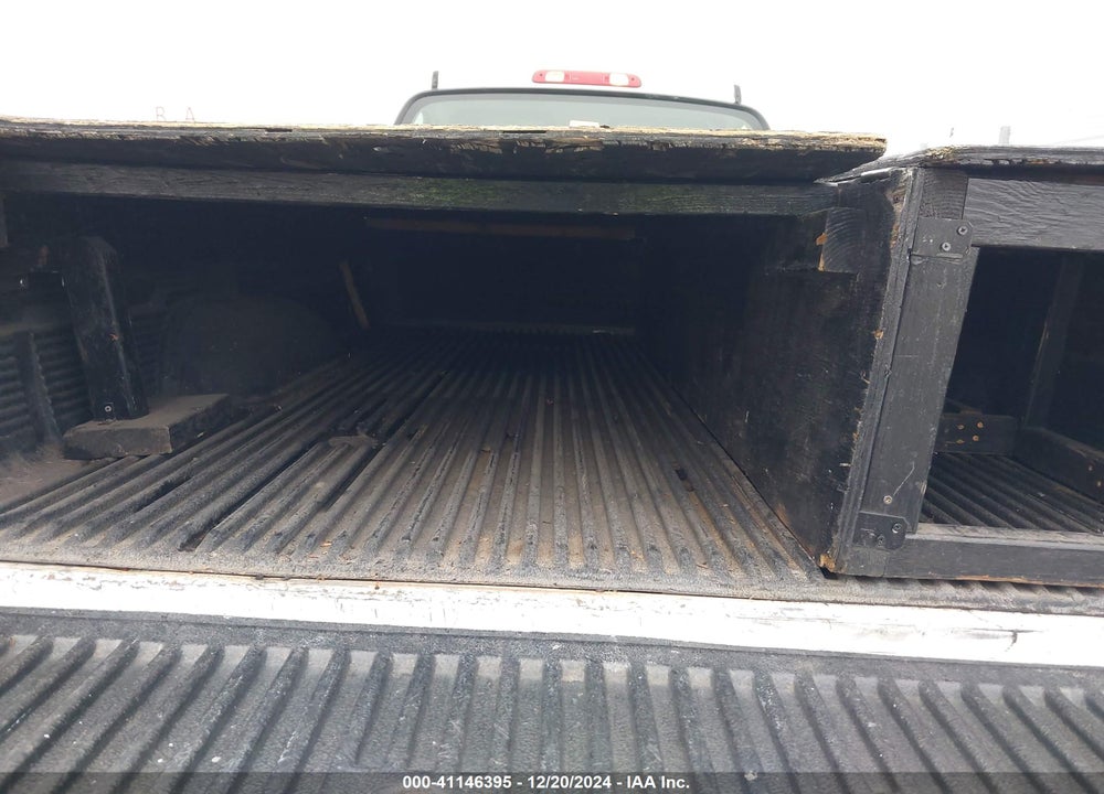 2006 TOYOTA TUNDRA BASE V8 VIN: 5TBJT32156S472678