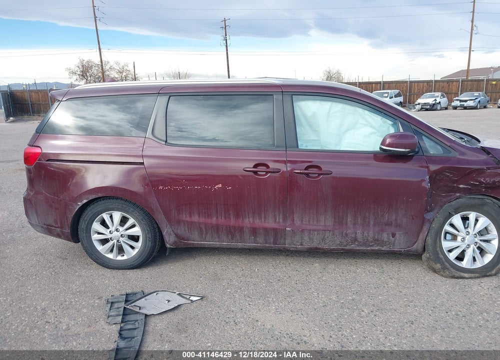 2017 KIA SEDONA LX VIN: KNDMB5C11H6246674