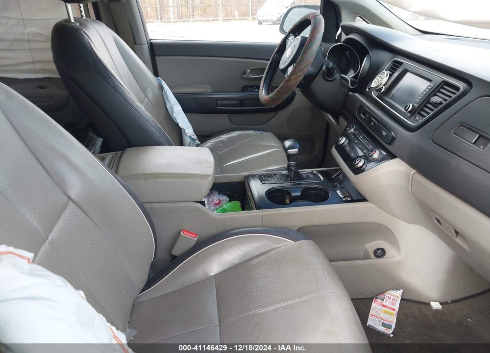 2017 KIA SEDONA LX VIN: KNDMB5C11H6246674