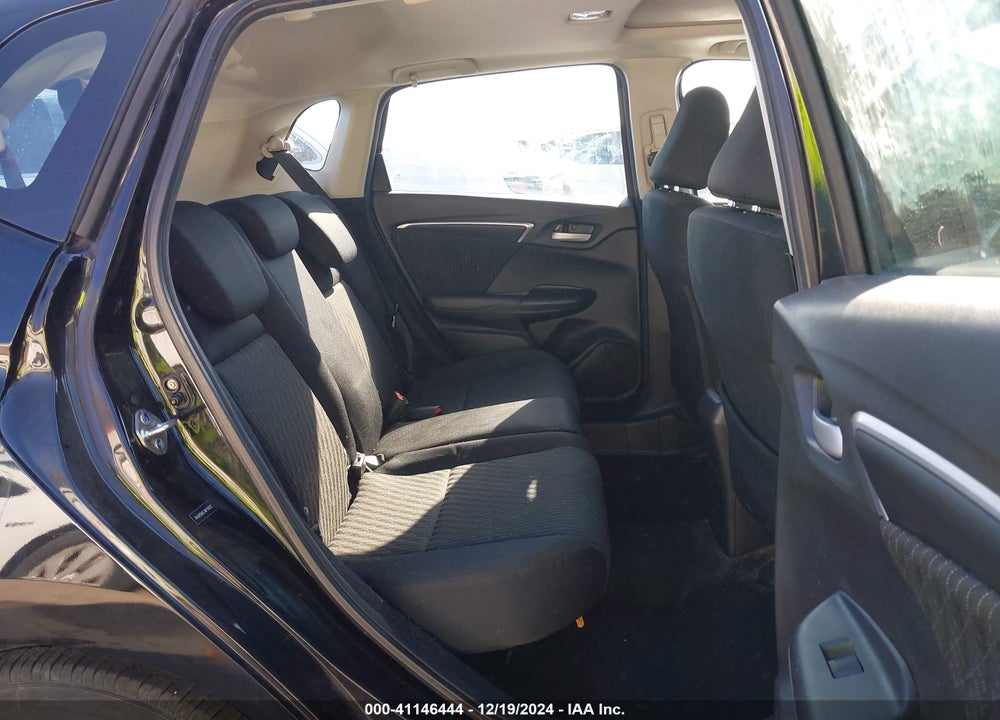 2018 HONDA FIT EX VIN: 3HGGK5H82JM716933