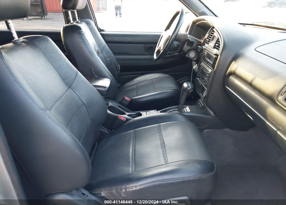2001 NISSAN PATHFINDER LE VIN: JN8DR09X51W573891