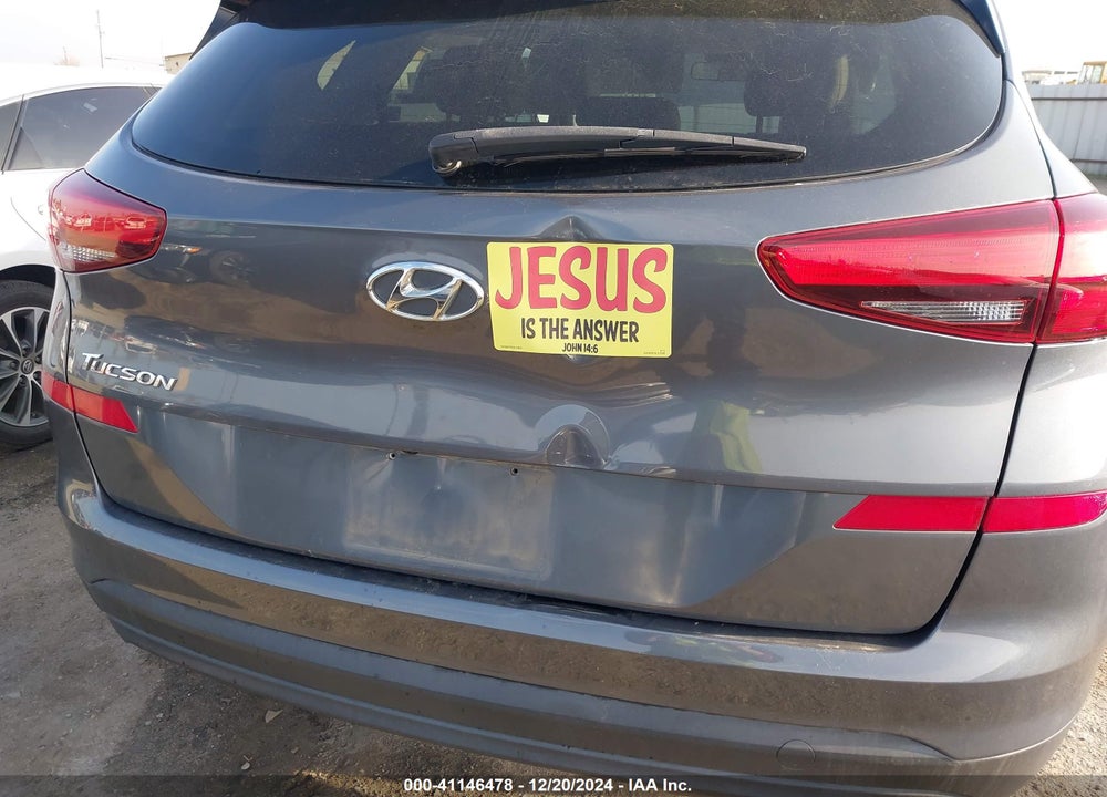 2019 HYUNDAI TUCSON SE VIN: KM8J23A42KU961644