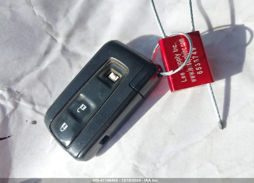 2004 TOYOTA PRIUS VIN: JTDKB20U740071039