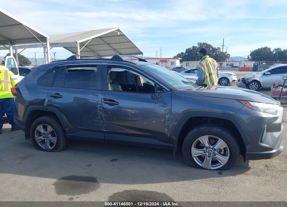 2022 TOYOTA RAV4 VIN: 2T3W1RFV7NC183478