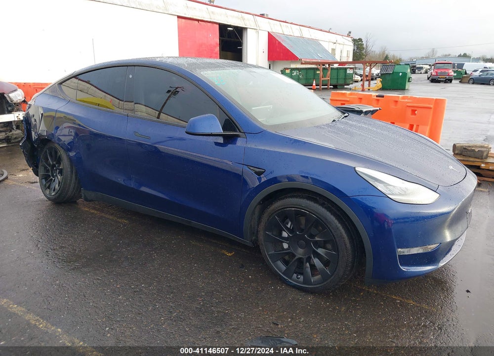 2020 TESLA MODEL Y LONG RANGE DUAL MOTOR ALL-WHEEL DRIVE/PERFORMANCE DUAL MOTOR ALL-WHEEL DRIVE VIN: 5YJYGDEF6LF000139