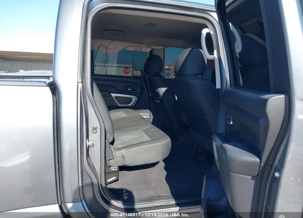 2017 NISSAN TITAN XD VIN: 1N6BA1F31HN565916