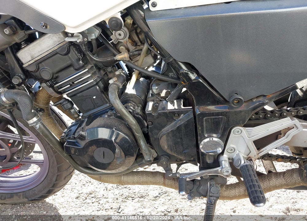 1988 KAWASAKI EX250 F VIN: JKAEXMF19JA002618