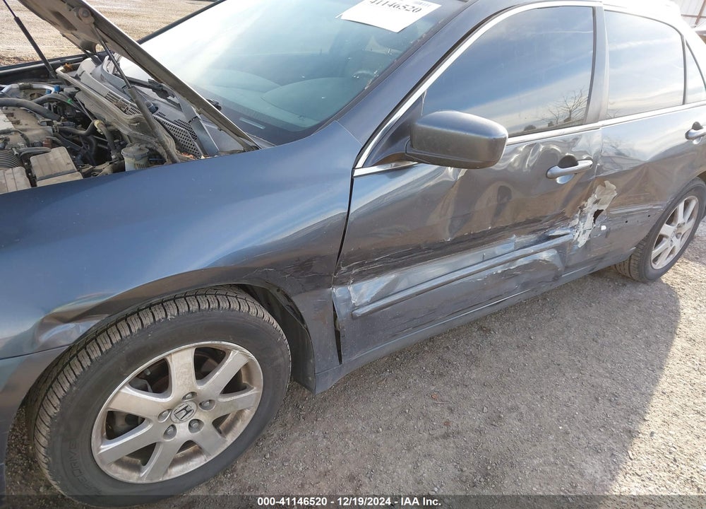 2005 HONDA ACCORD 3.0 EX VIN: 1HGCM66575A017856