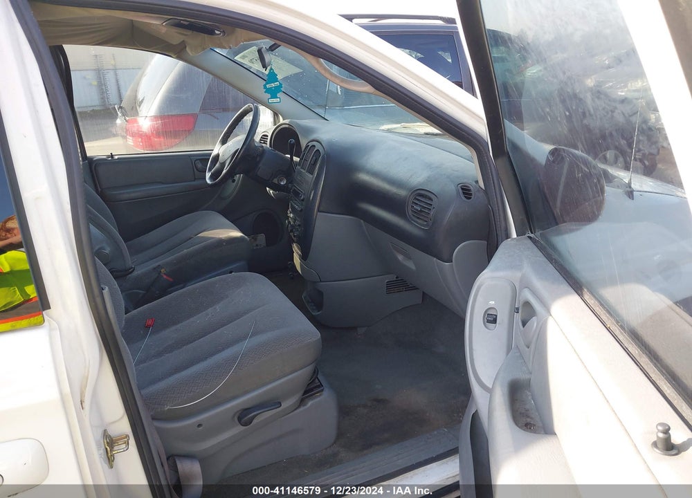 2007 DODGE GRAND CARAVAN SXT VIN: 2D4GP44LX7R117609