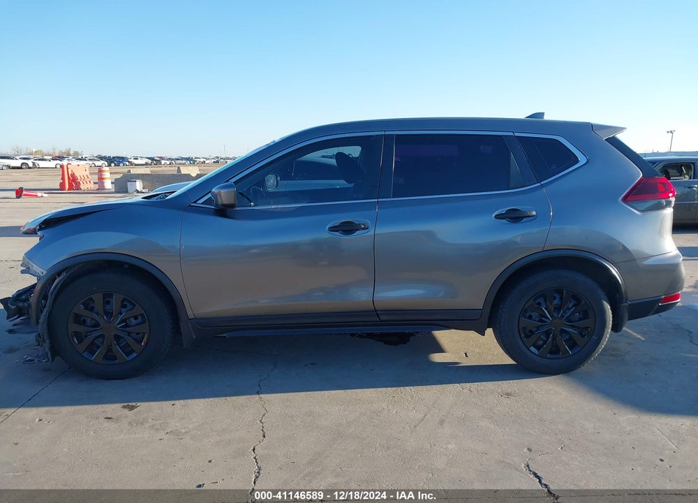 2019 NISSAN ROGUE S VIN: 5N1AT2MT5KC755735