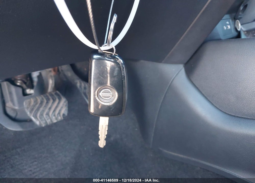 2019 NISSAN ROGUE S VIN: 5N1AT2MT5KC755735