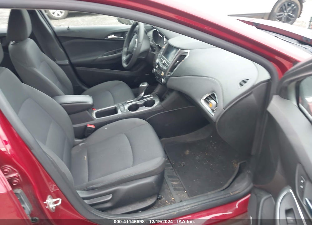 2019 CHEVROLET CRUZE VIN: 3G1BE6SM5KS566656