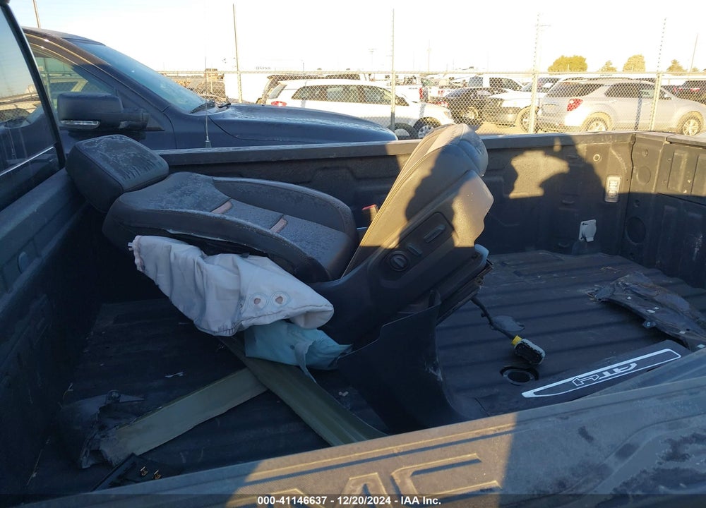 2022 GMC SIERRA 2500HD 4WD STANDARD BED AT4 VIN: 1GT49PEY5NF321390