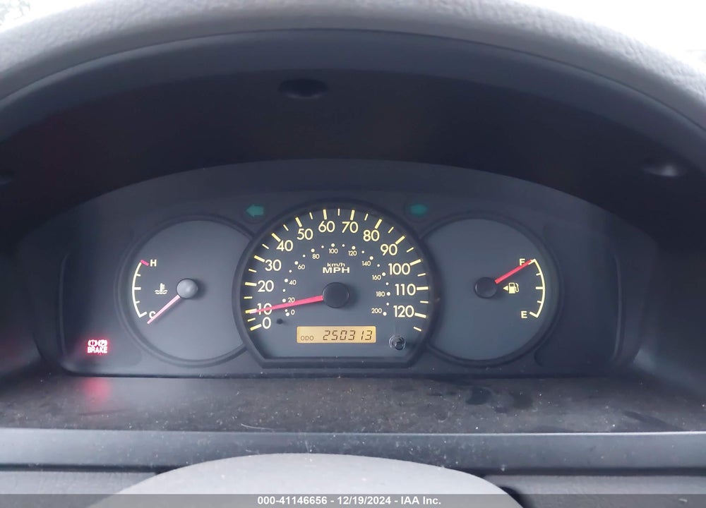 2005 KIA RIO VIN: KNADC125756386442