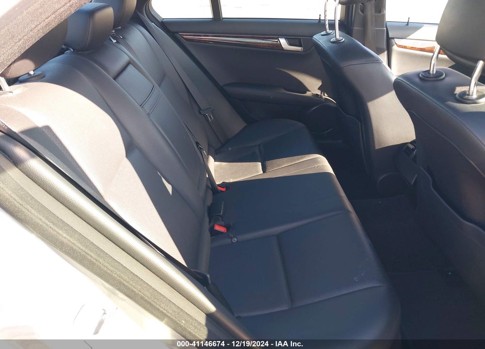 2012 MERCEDES-BENZ C 250 VIN: WDDGF4HB8CA617354
