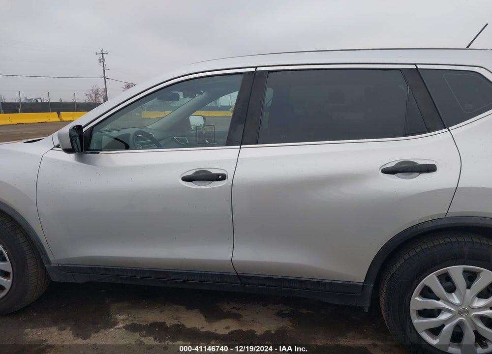 2016 NISSAN ROGUE S VIN: JN8AT2MT9GW009996