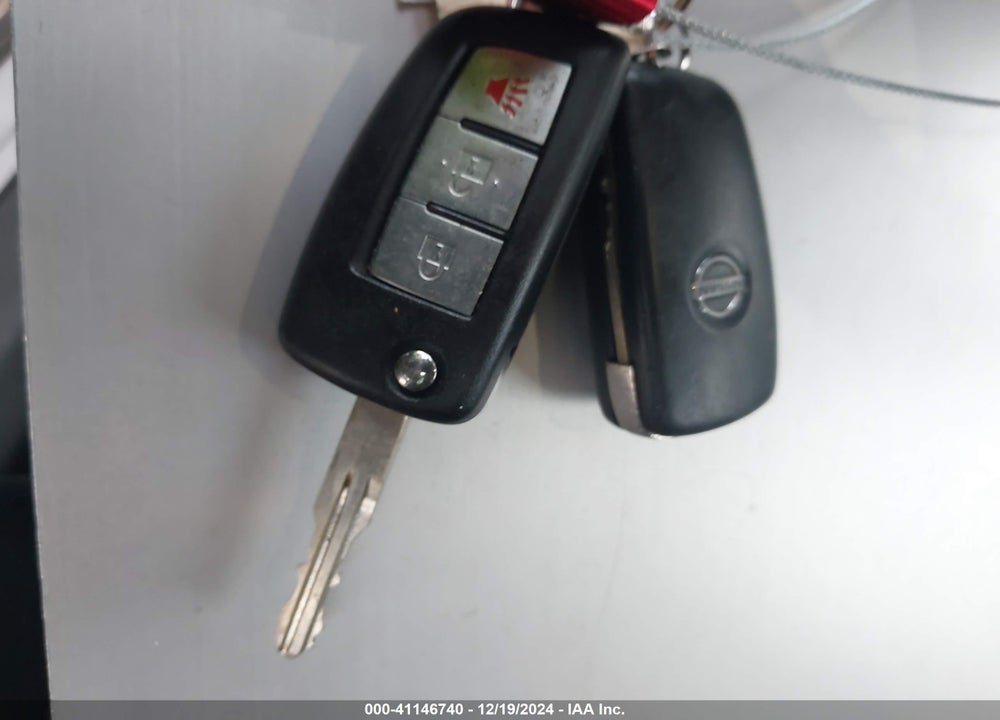 2016 NISSAN ROGUE S VIN: JN8AT2MT9GW009996