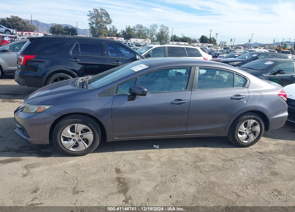 2014 HONDA CIVIC LX VIN: 19XFB2F50EE267043