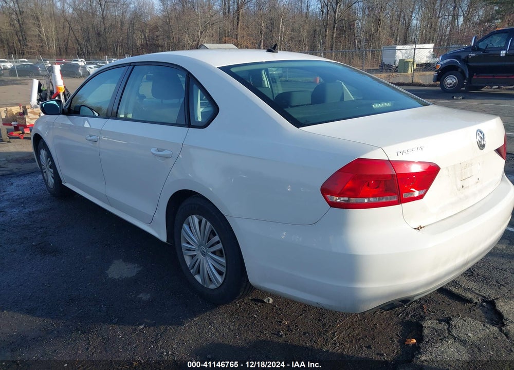 2014 VOLKSWAGEN PASSAT 1.8T S VIN: 1VWAT7A39EC039900