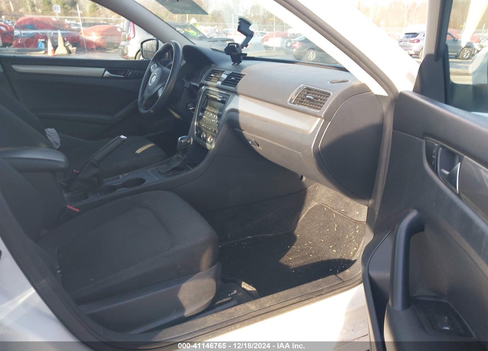2014 VOLKSWAGEN PASSAT 1.8T S VIN: 1VWAT7A39EC039900