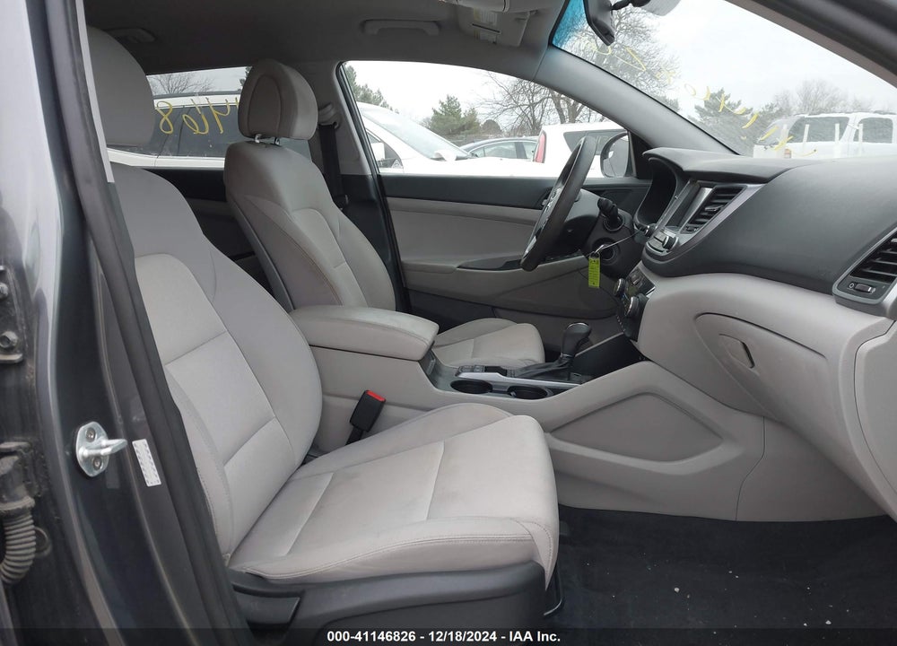 2018 HYUNDAI TUCSON SEL VIN: KM8J3CA48JU678385