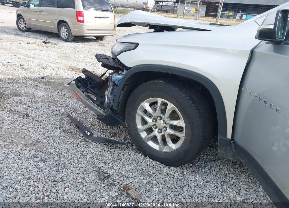2022 CHEVROLET TRAVERSE FWD 1FL VIN: 1GNERLKW7NJ172453