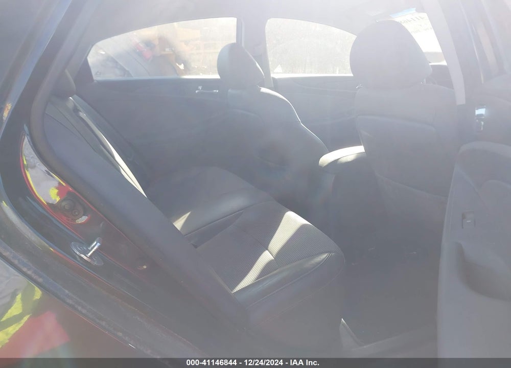 2013 HYUNDAI SONATA SE 2.0T VIN: 5NPEC4AB8DH582779