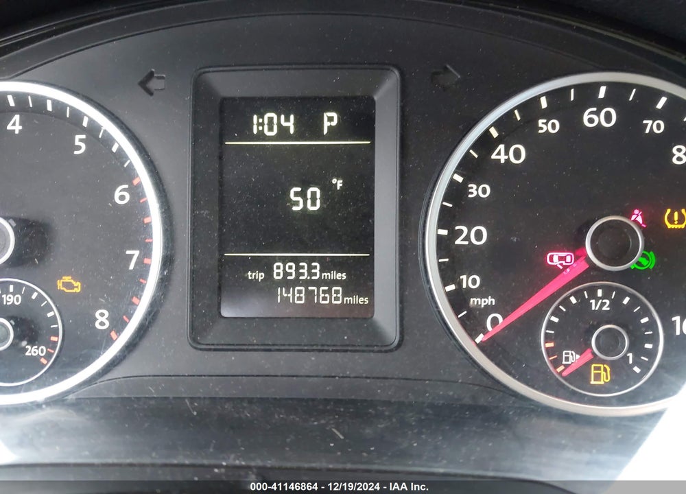 2010 VOLKSWAGEN TIGUAN S VIN: WVGAV7AX7AW000968