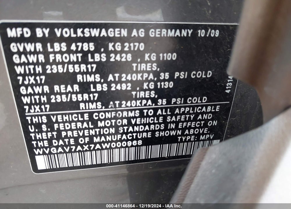 2010 VOLKSWAGEN TIGUAN S VIN: WVGAV7AX7AW000968