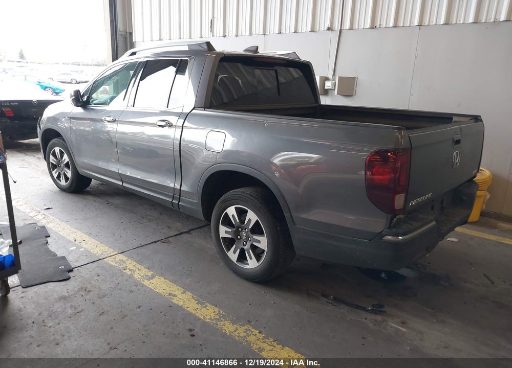 2017 HONDA RIDGELINE VIN: 5FPYK3F73HB034764